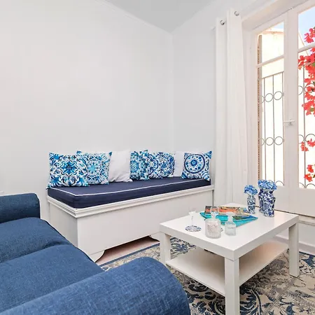 Apartment Theoxenia At Old Town *
