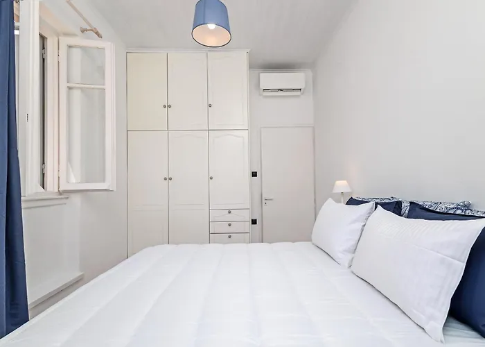 Theoxenia At Old Town Apartment Corfu (city)