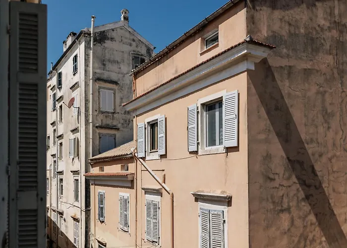 Theoxenia At Old Town *